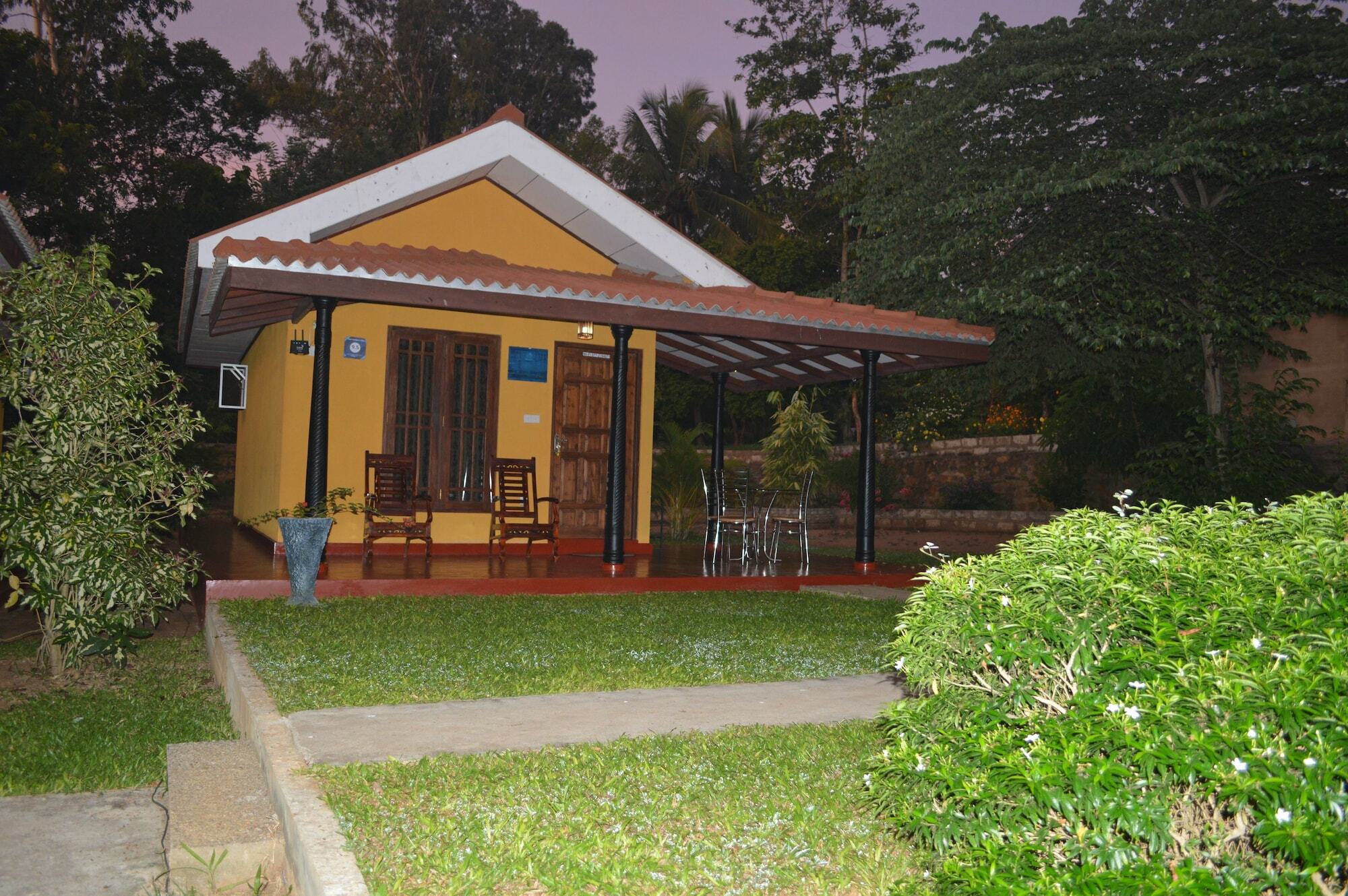 Amazon Cabanas Tissamaharama Extérieur photo