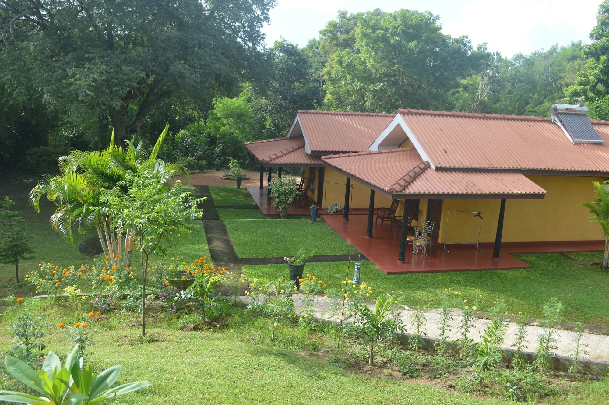 Amazon Cabanas Tissamaharama Extérieur photo